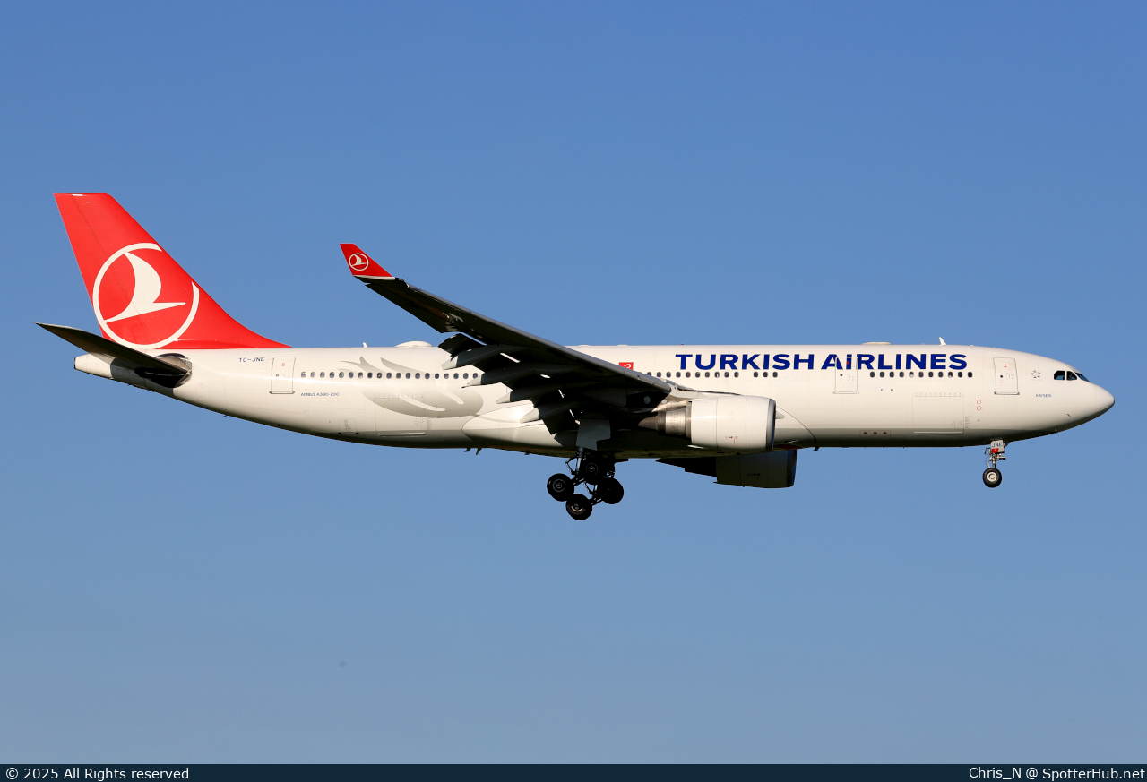 Photo of TC-JNE - Airbus A330-203 operated by Turkish Airlines