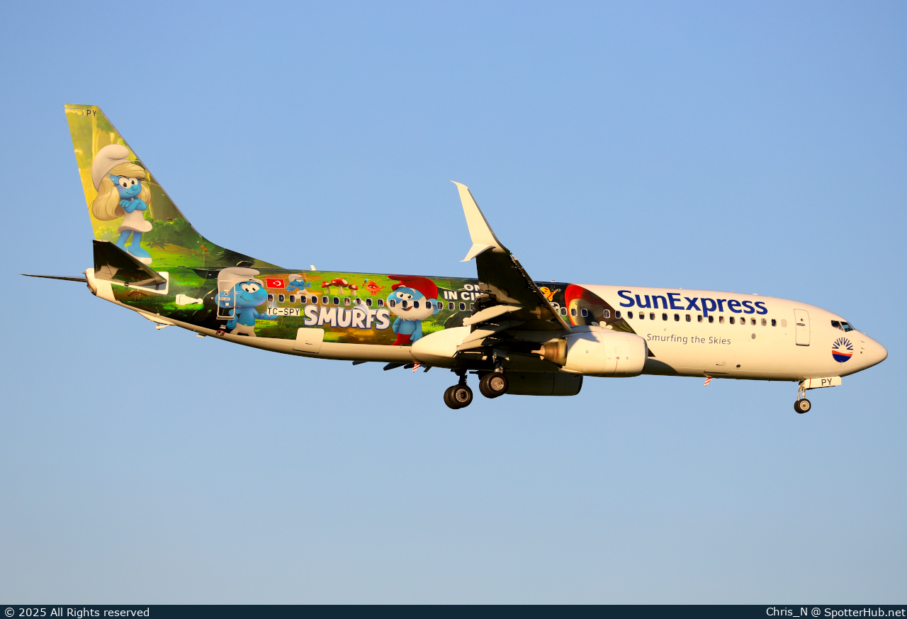 Photo of TC-SPY - Boeing 737-8EH operated by SunExpress