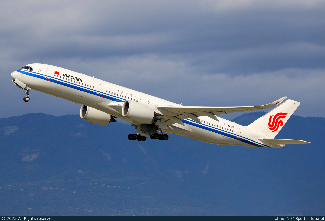 Photo of B-322H - Airbus A350-941 operated by Air China