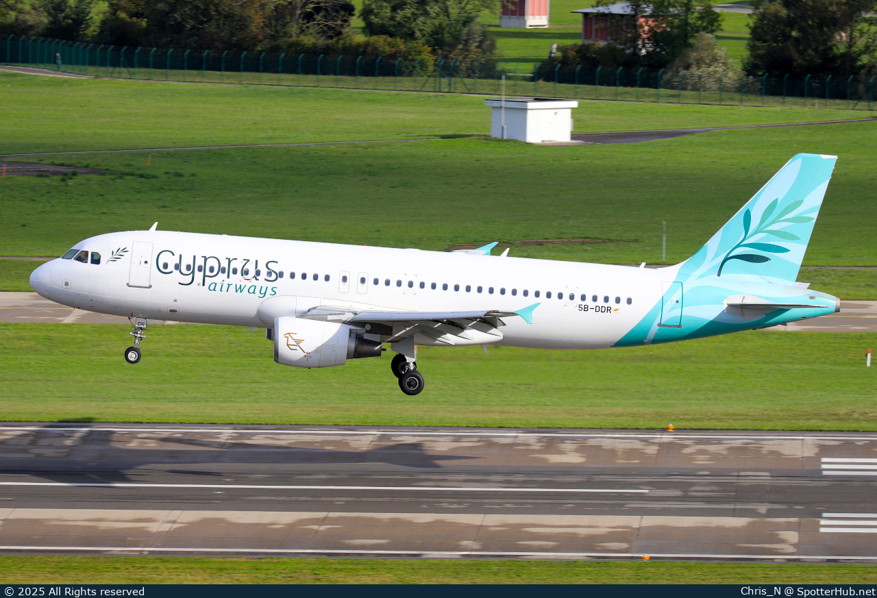 Photo of 5B-DDR - Airbus A320-214 operated by Cyprus Airways [2016]