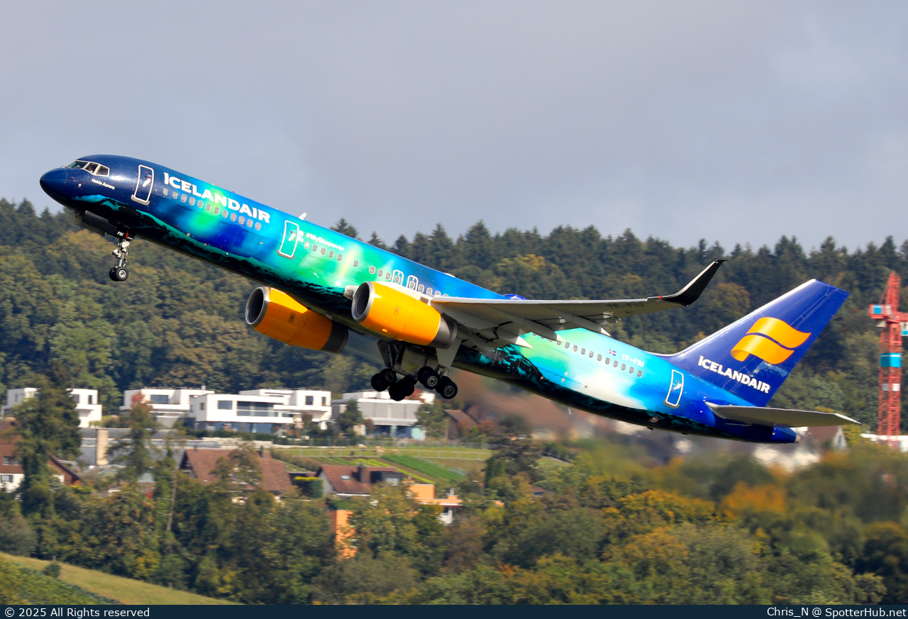 Photo of TF-FIU - Boeing 757-256 operated by Icelandair