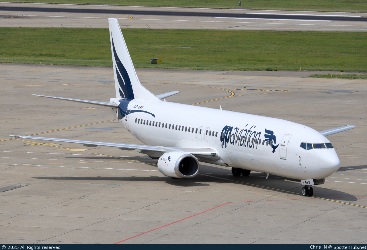 Photo of LZ-GPB - Boeing 737-405 operated by GP Aviation