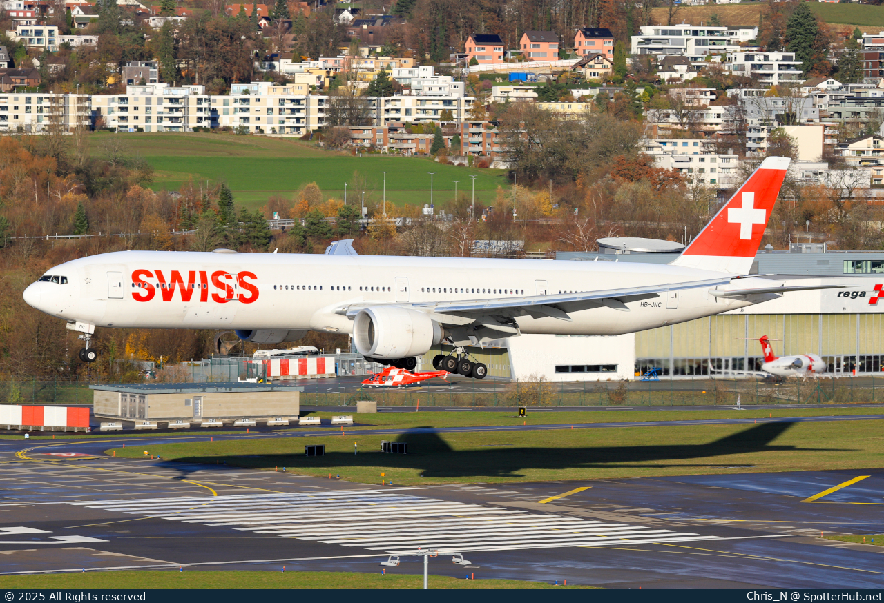 Photo of HB-JNC - Boeing 777-3DE(ER) operated by Swiss International Air Lines