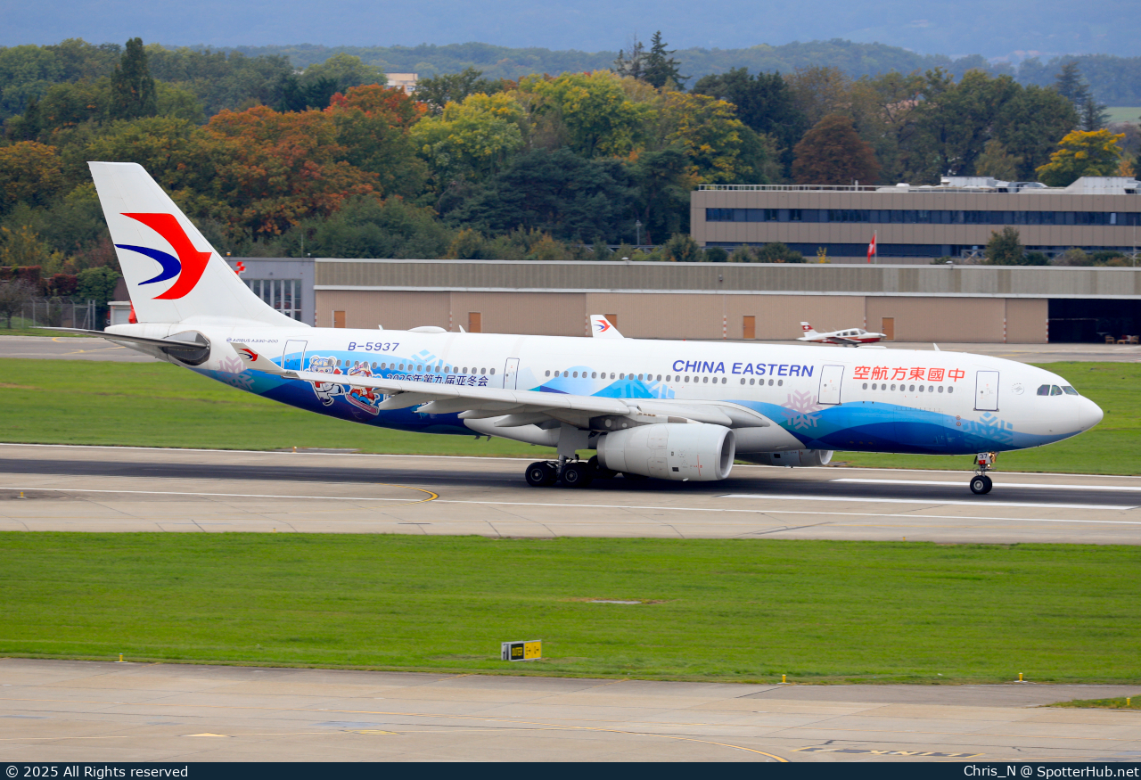 Photo of B-5937 - Airbus A330-243 operated by China Eastern Airlines
