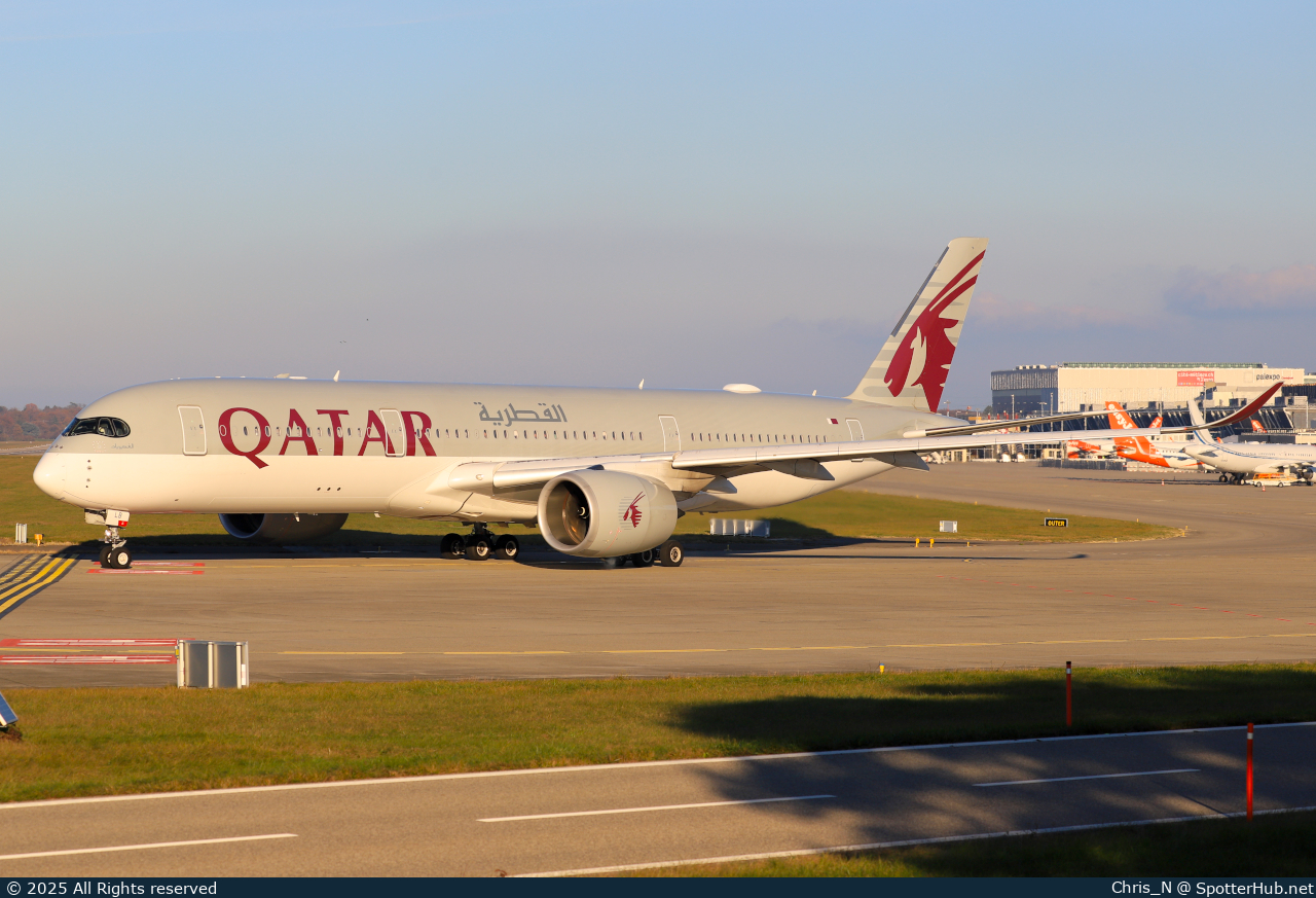 Photo of A7-ALB - Airbus A350-941 operated by Qatar Airways