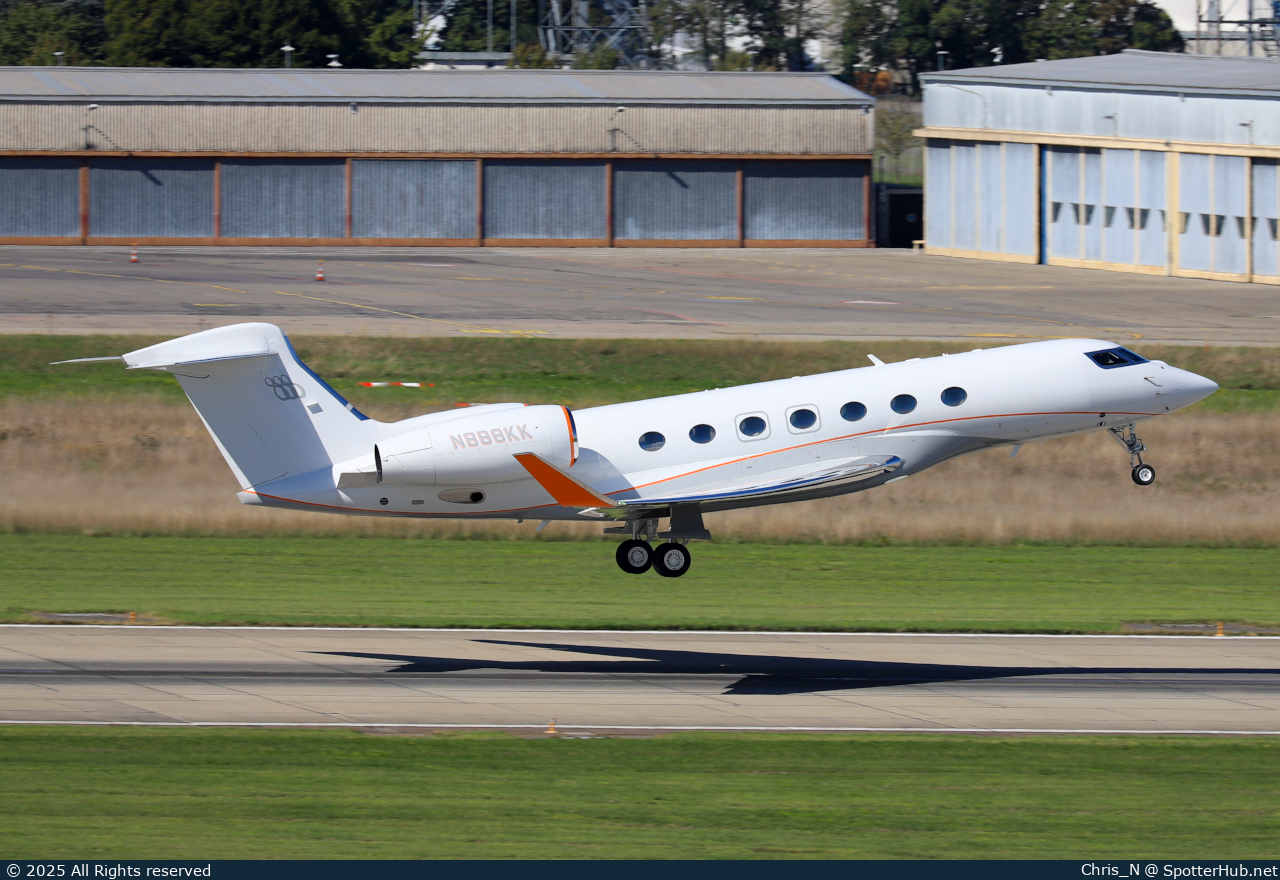 Photo of N888KK - Gulfstream G600 operated by Private