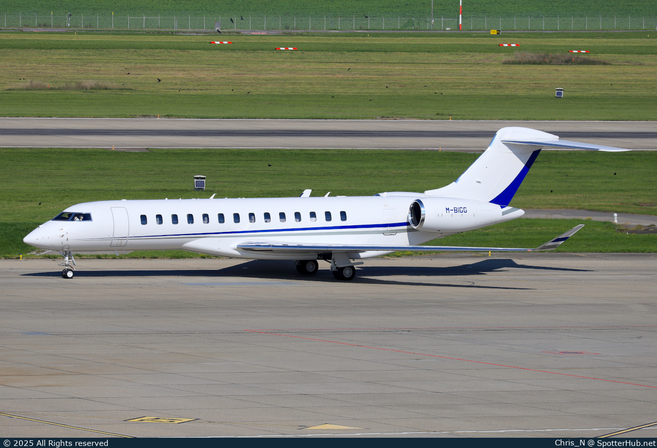Photo of M-BIGG - Bombardier Global 7500 operated by Horizon Airlines