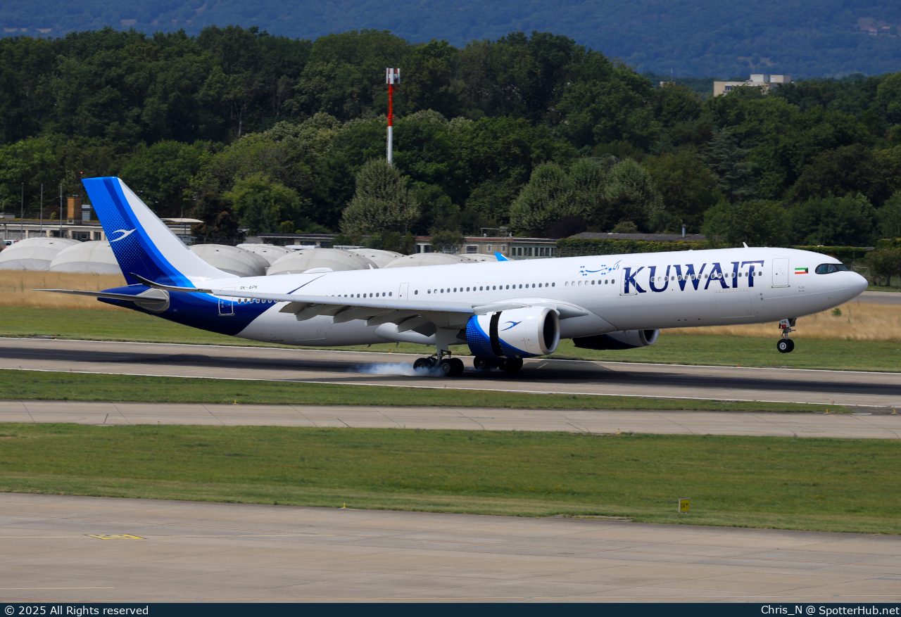 Photo of 9K-APK - Airbus A330-941 operated by Kuwait Airways