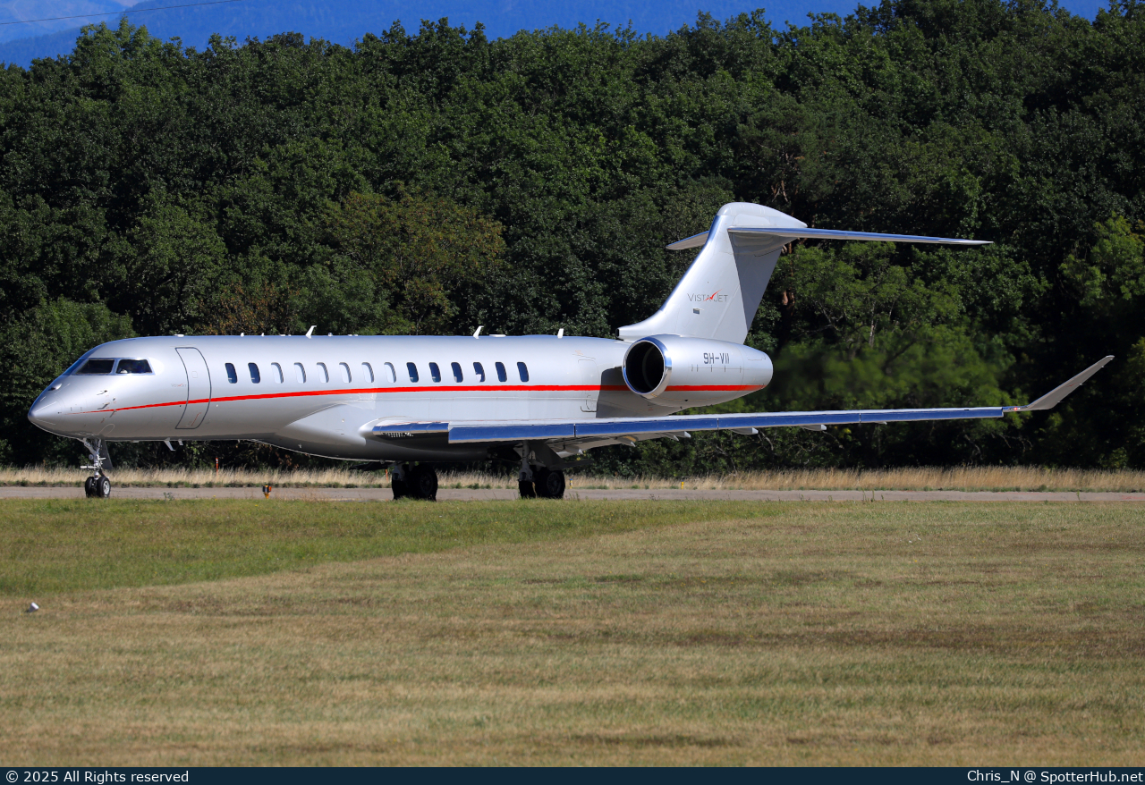 Photo of 9H-VII - Bombardier Global 7500 operated by VistaJet
