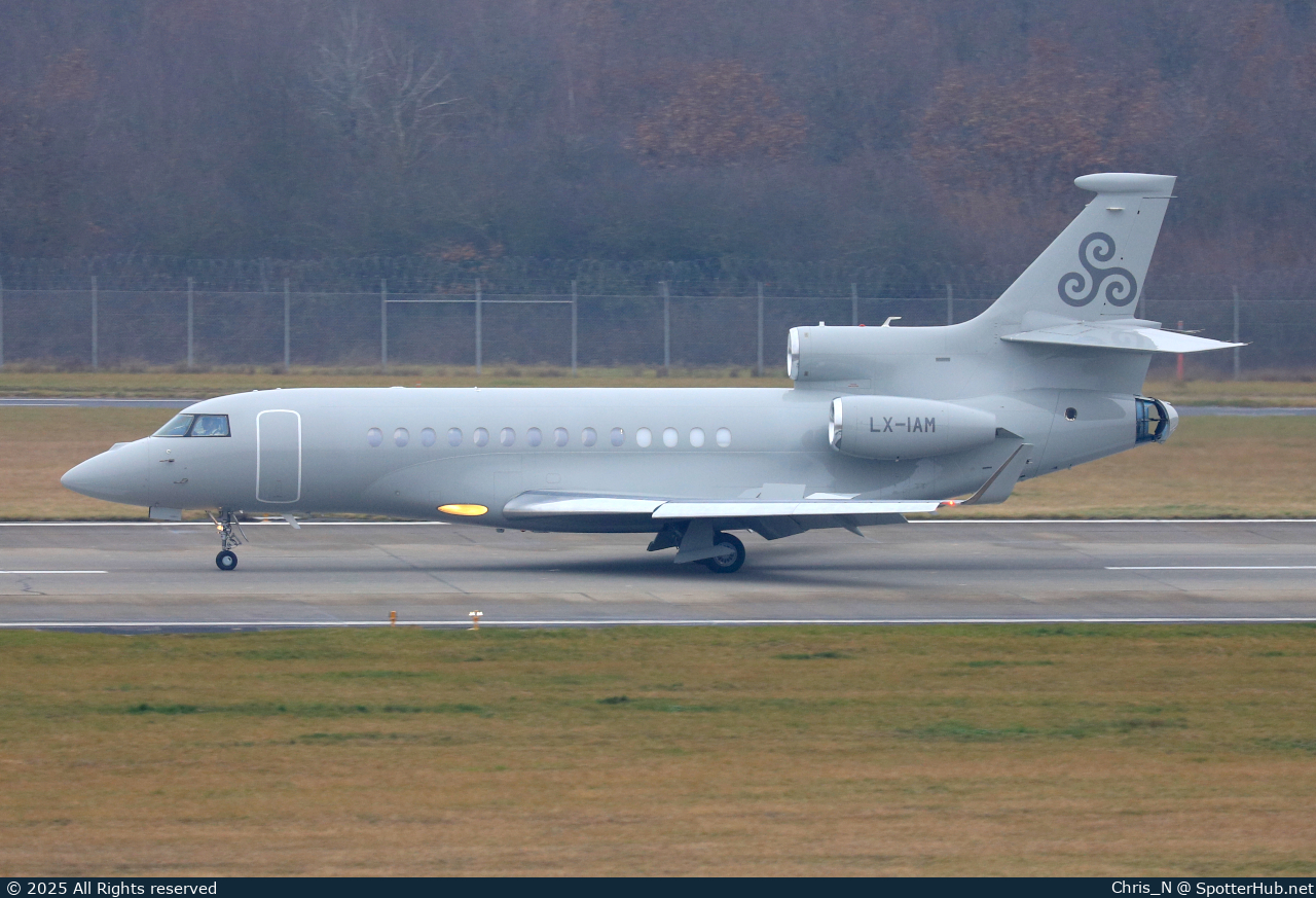 Photo of LX-IAM - Dassault Falcon 7X operated by Global Jet Luxembourg
