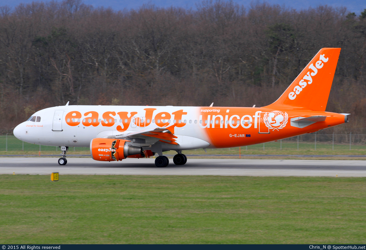Photo of G-EJAR - Airbus A319-111 operated by easyJet