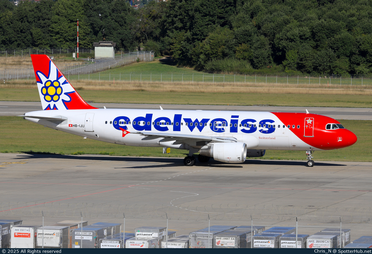 Photo of HB-IJU - Airbus A320-214 operated by Edelweiss Air