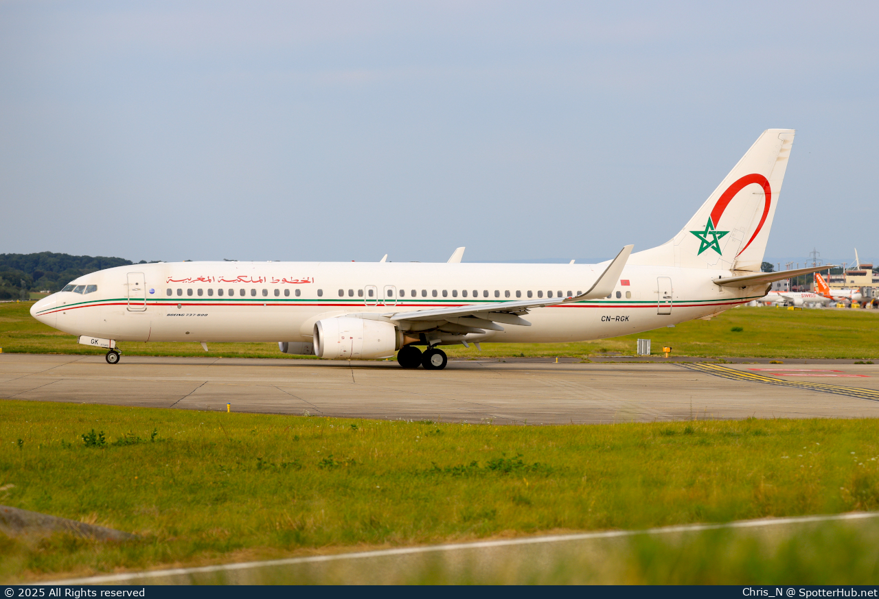 Photo of CN-RGK - Boeing 737-8B6 operated by Royal Air Maroc