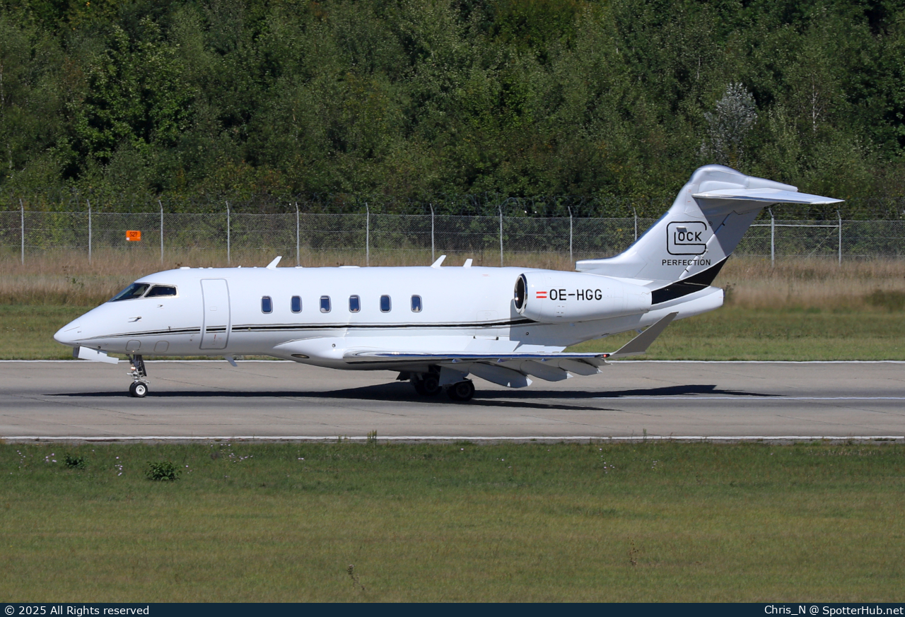 Photo of OE-HGG - Bombardier Challenger 350 operated by Glock Aviation