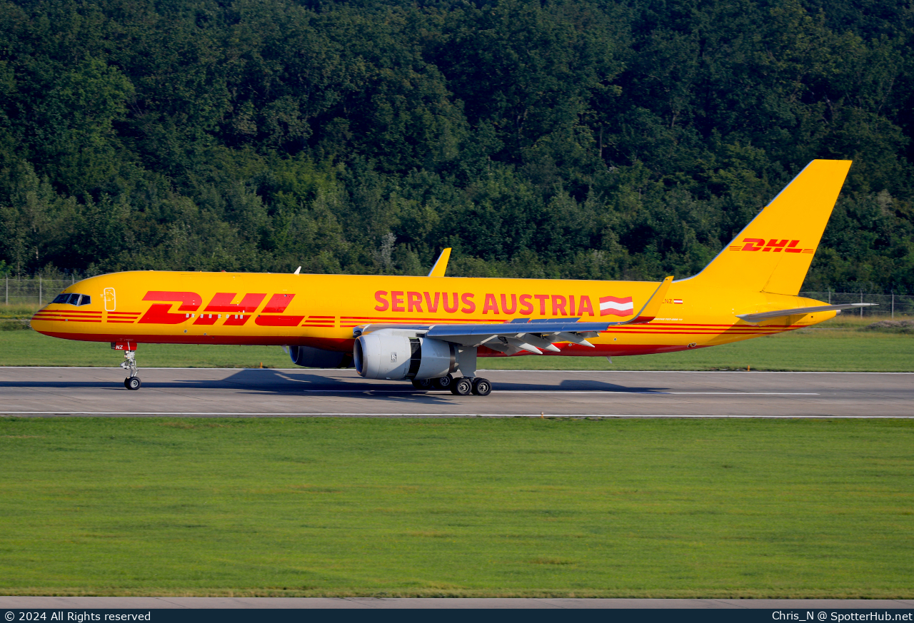 Photo of OE-LNZ - Boeing 757-223(PCF) operated by DHL Air Austria