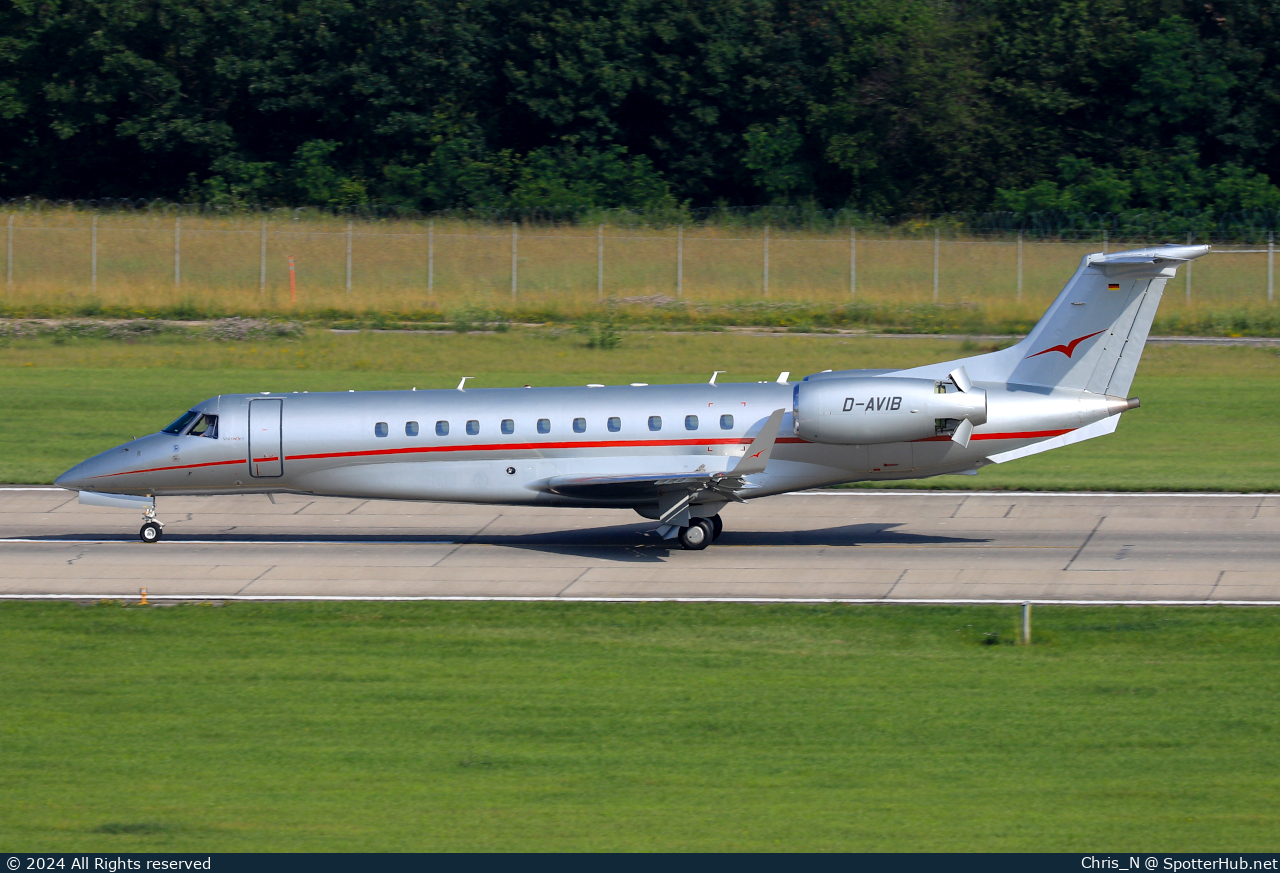 Photo of D-AVIB - Embraer Legacy 600 operated by VistaJet Germany