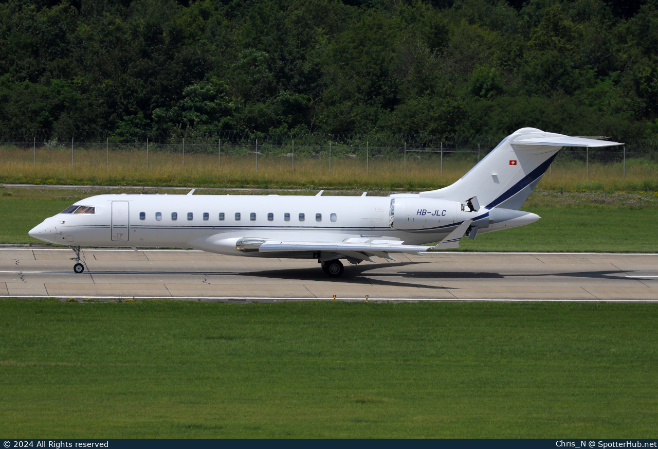 Photo of HB-JLC - Bombardier Global 6000 operated by Swiss Private Jet