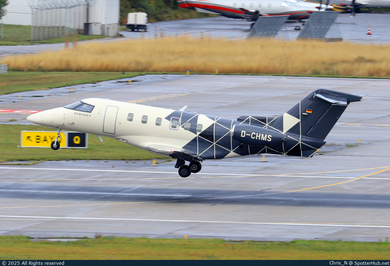 Photo of D-CHMS - Pilatus PC-24 operated by Platoon Aviation
