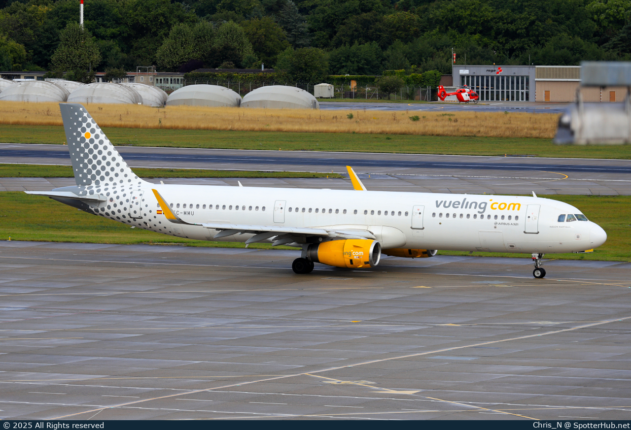 Photo of EC-MMU - Airbus A321-231 operated by Vueling