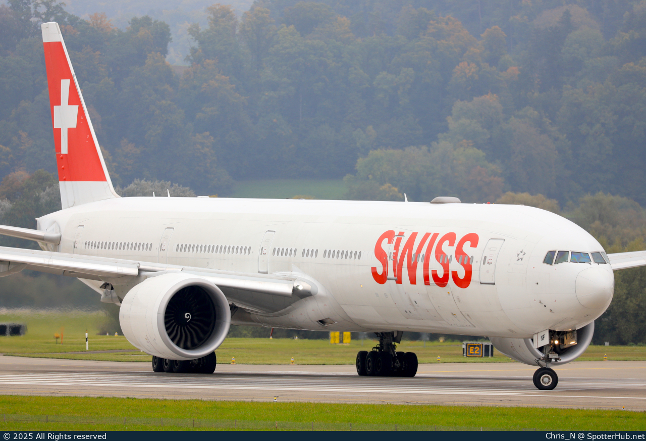 Photo of HB-JNF - Boeing 777-3DE(ER) operated by Swiss International Air Lines