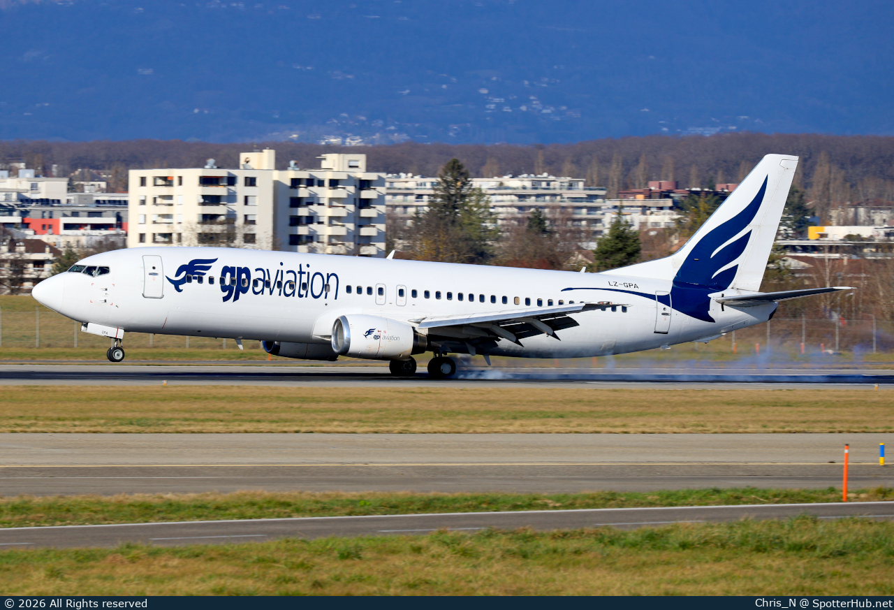 Photo of LZ-GPA - Boeing 737-430 operated by GP Aviation