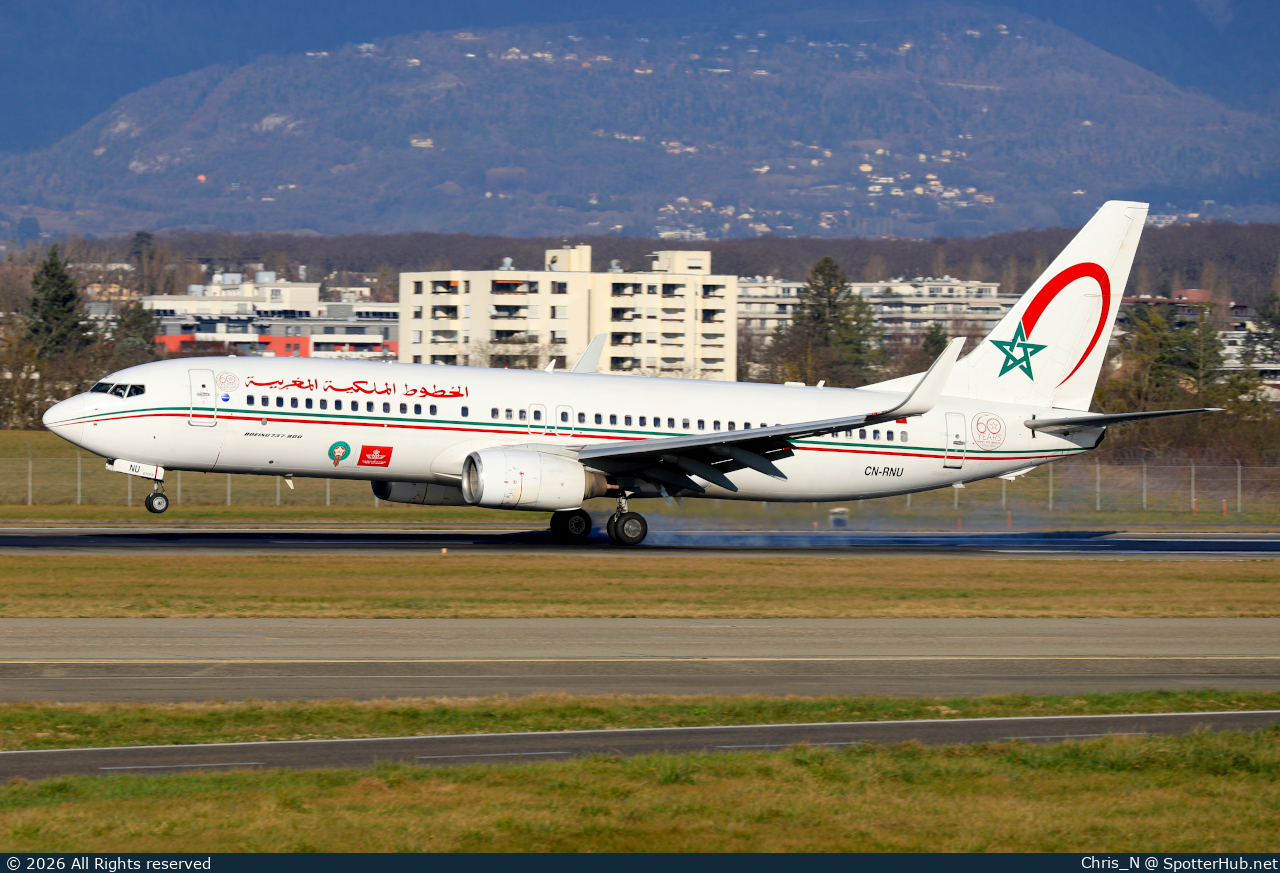 Photo of CN-RNU - Boeing 737-8B6 operated by Royal Air Maroc