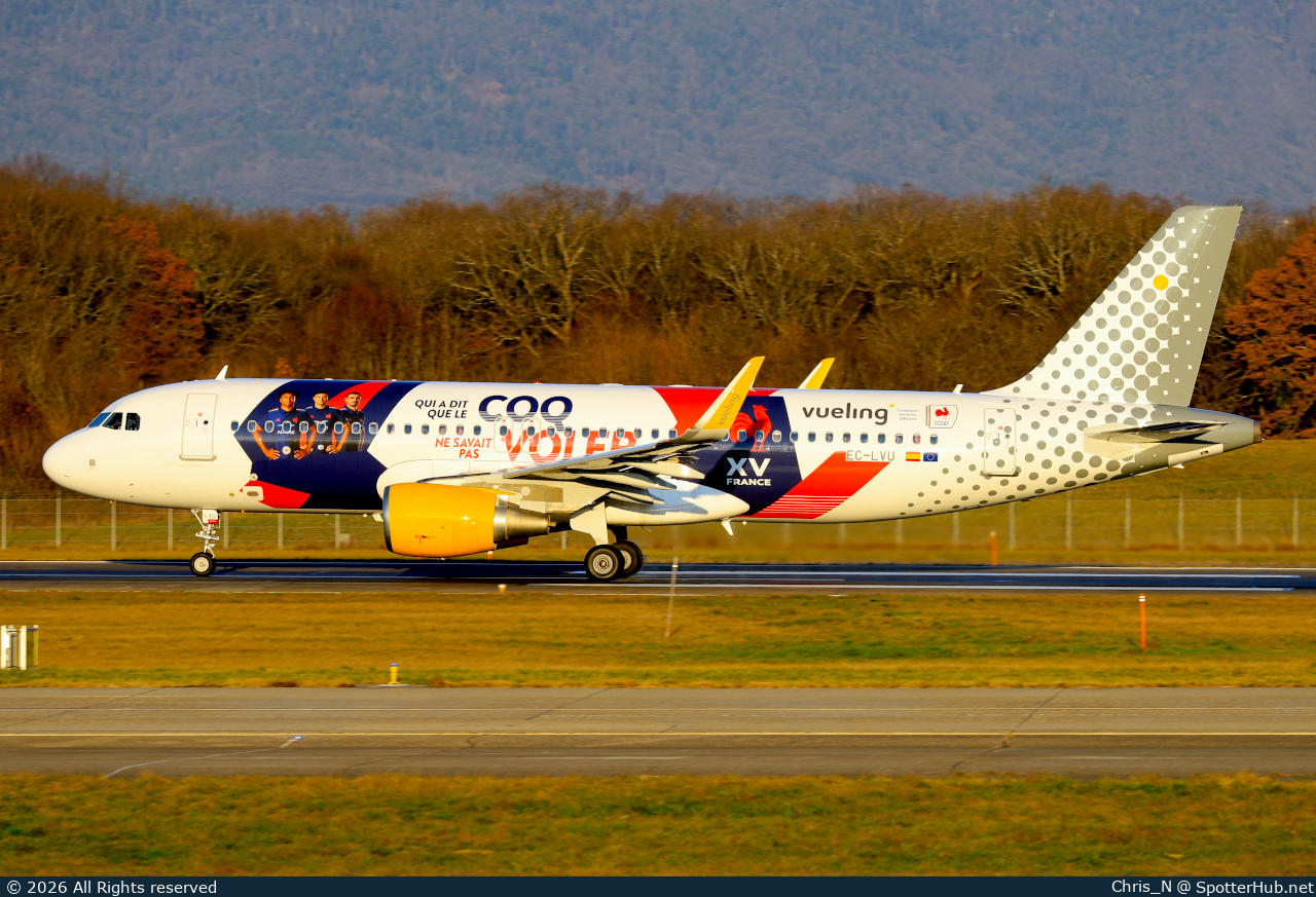 Photo of EC-LVU - Airbus A320-214 operated by Vueling