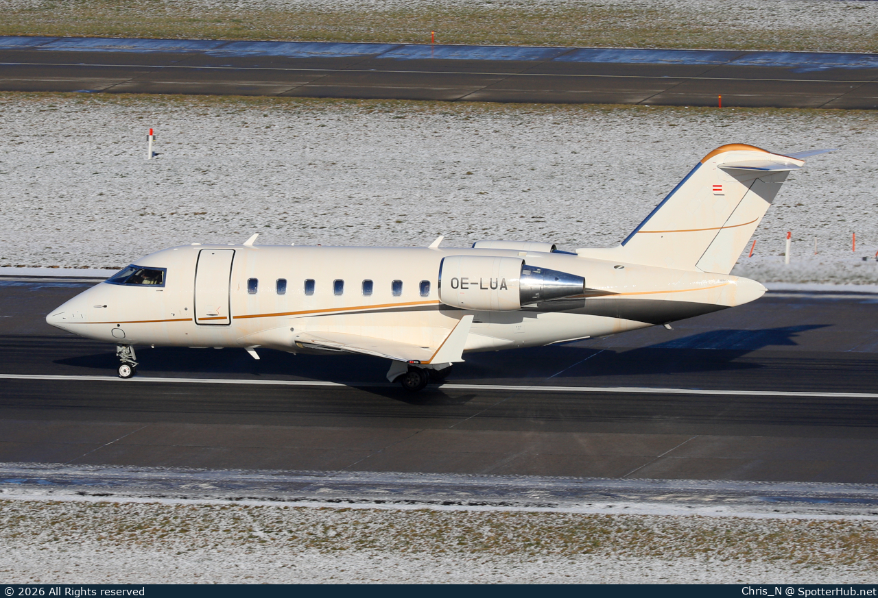 Photo of OE-LUA - Bombardier Challenger 650 operated by Premium Jet