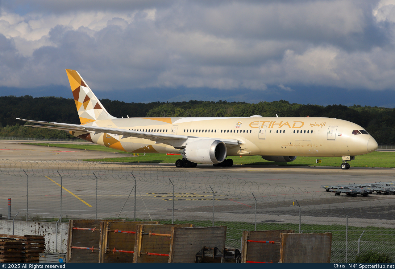 Photo of A6-BLE - Boeing 787-9 Dreamliner operated by Etihad Airways