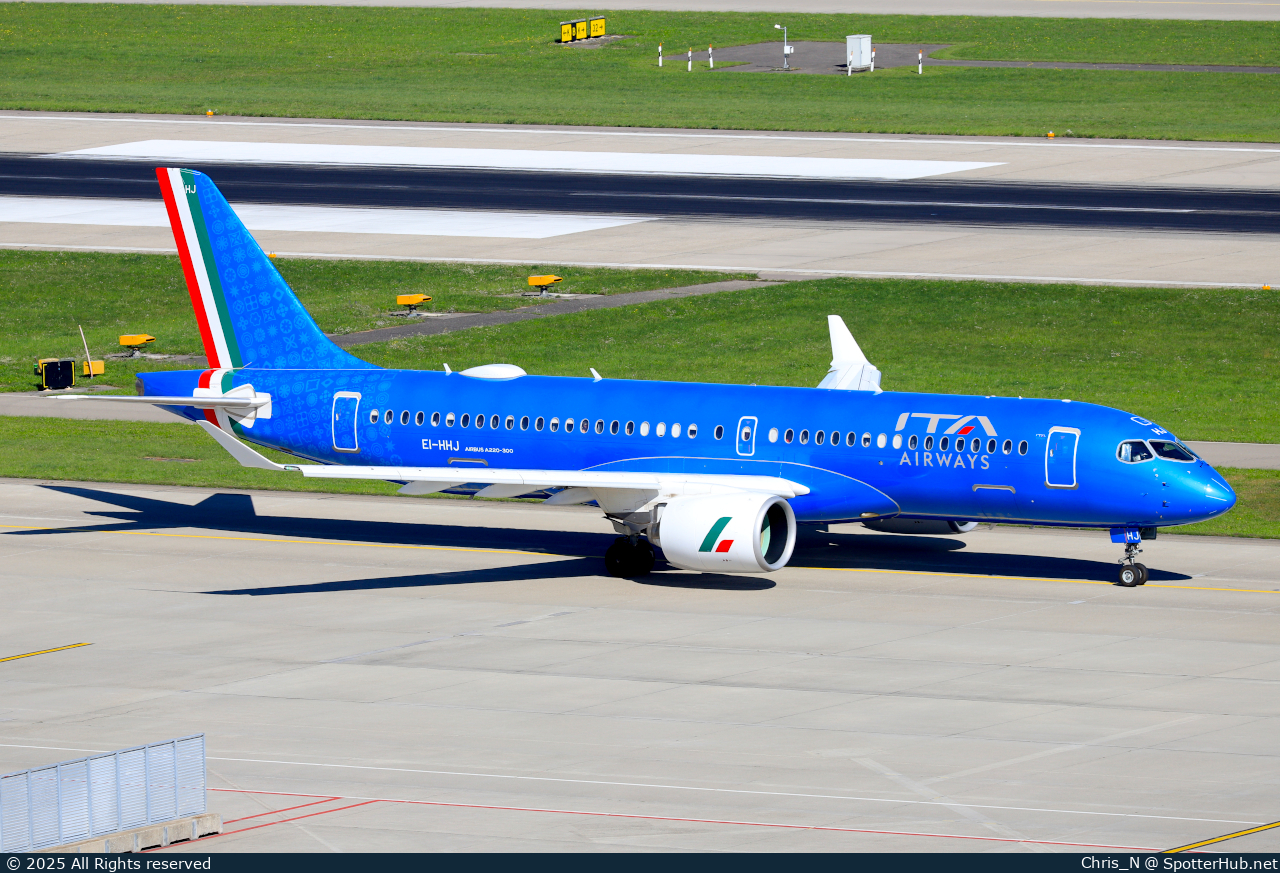 Photo of EI-HHJ - Airbus A220-300 operated by ITA Airways