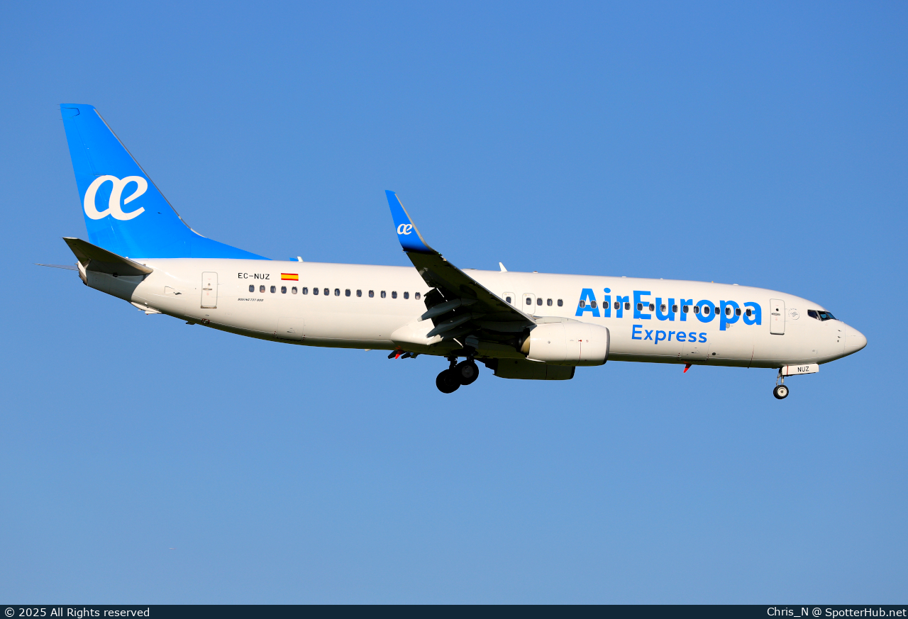 Photo of EC-NUZ - Boeing 737-8GP operated by Air Europa Express (opb Aeronova)