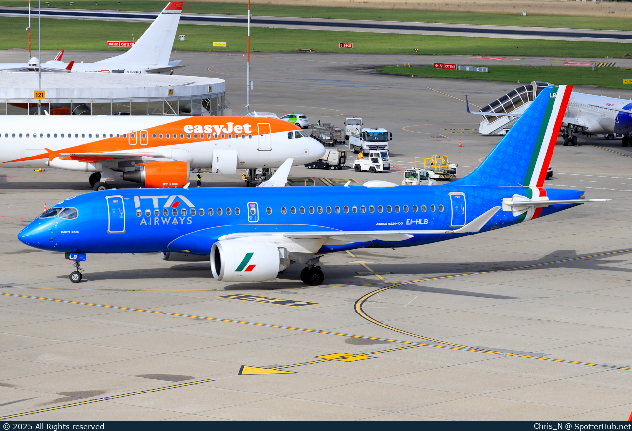 Photo of EI-HLB - Airbus A220-100 operated by ITA Airways