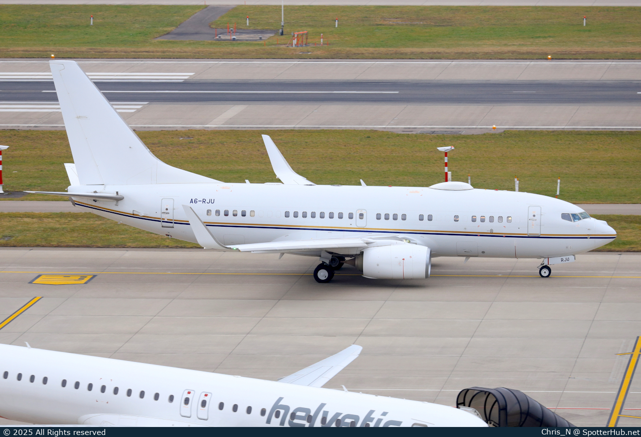 Photo of A6-RJU - Boeing 737-77W(BBJ) operated by Royal Jet