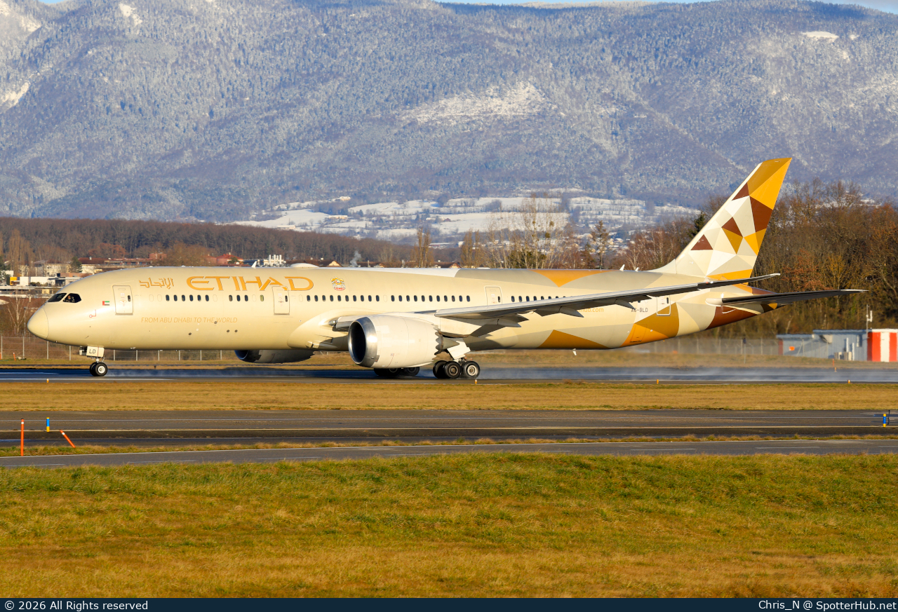 Photo of A6-BLD - Boeing 787-9 Dreamliner operated by Etihad Airways