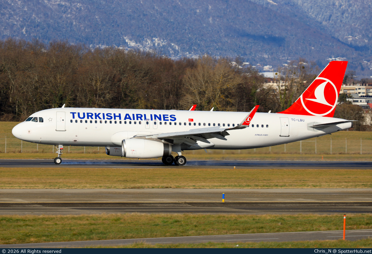 Photo of TC-LBU - Airbus A320-232 operated by Turkish Airlines