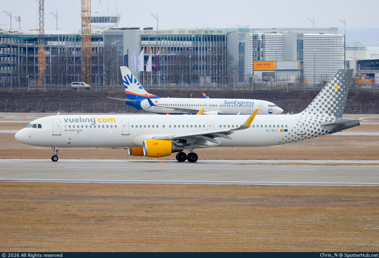Photo of EC-NLX - Airbus A321-211 operated by Vueling