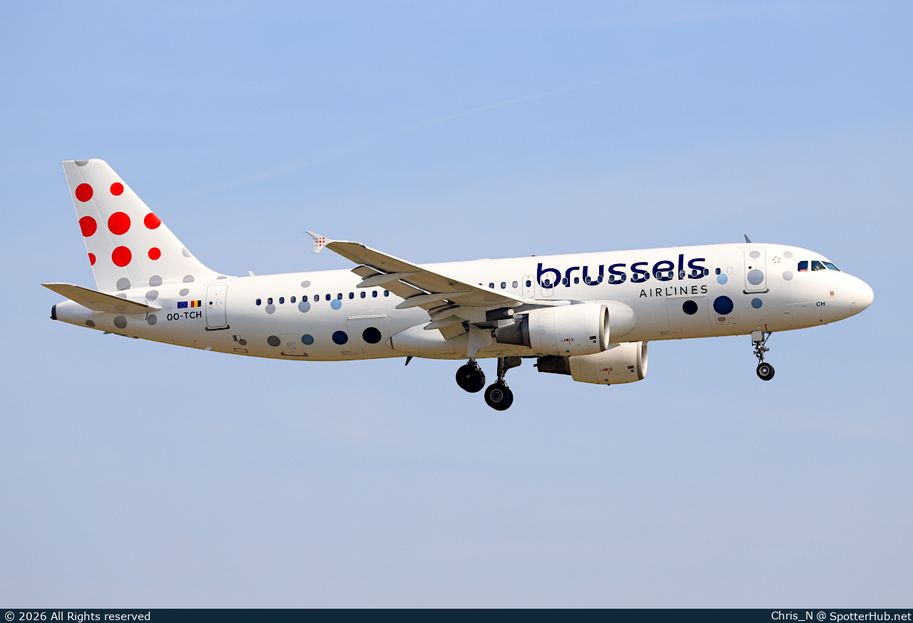 Photo of OO-TCH - Airbus A320-214 operated by Brussels Airlines