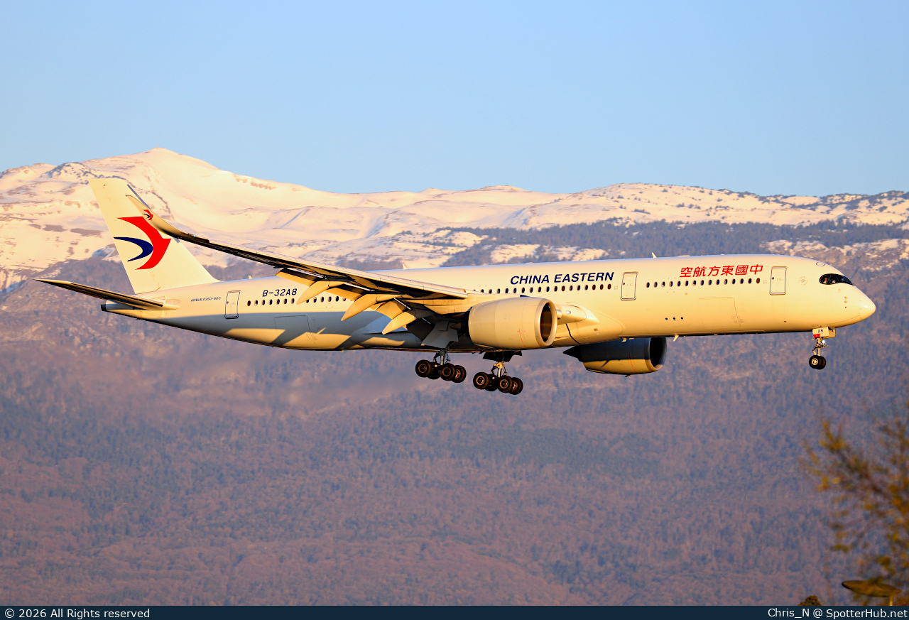 Photo of B-32A8 - Airbus A350-941 operated by China Eastern Airlines