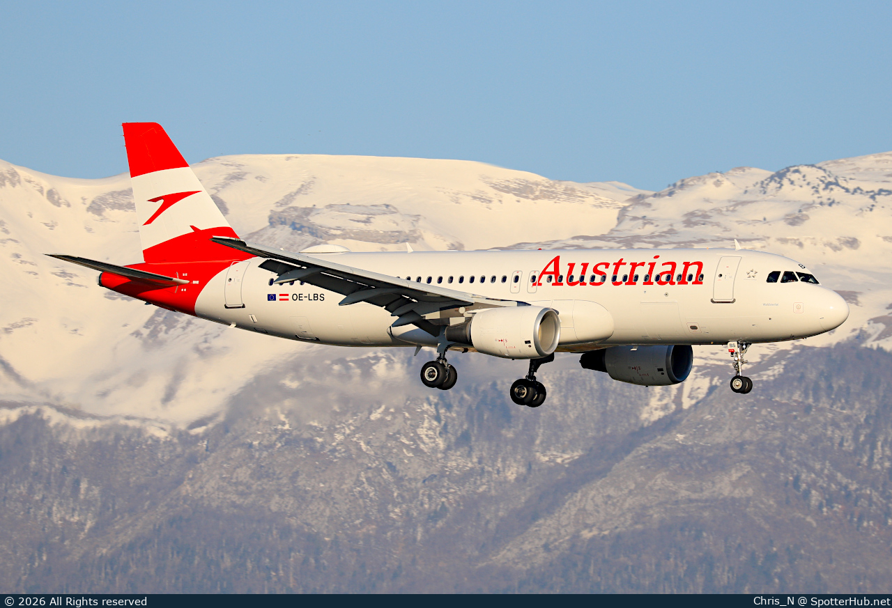 Photo of OE-LBS - Airbus A320-214 operated by Austrian Airlines