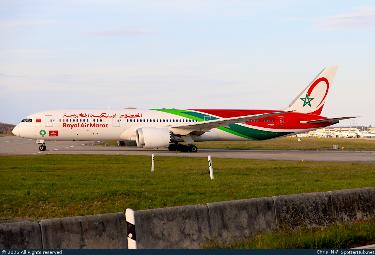 Photo of CN-RGX - Boeing 787-9 Dreamliner operated by Royal Air Maroc