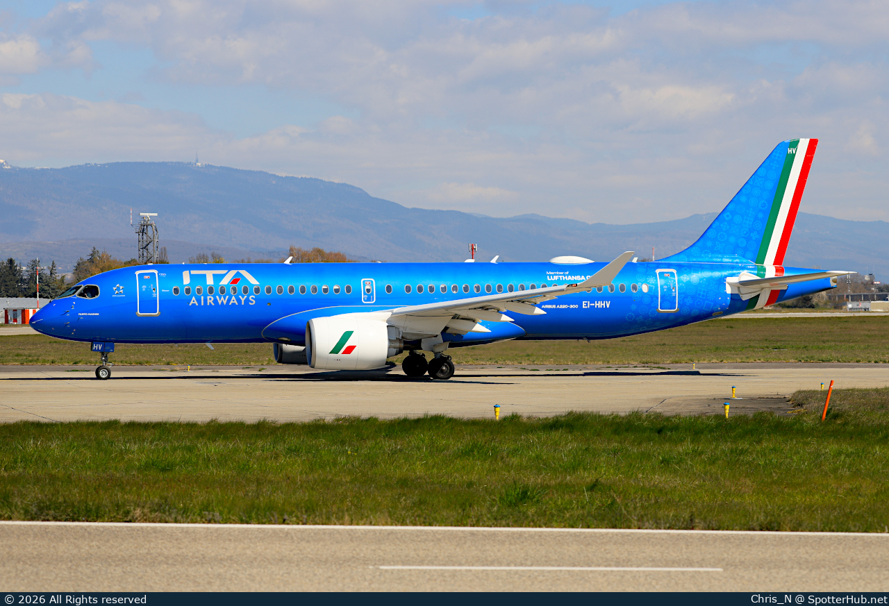 Photo of EI-HHV - Airbus A220-300 operated by ITA Airways