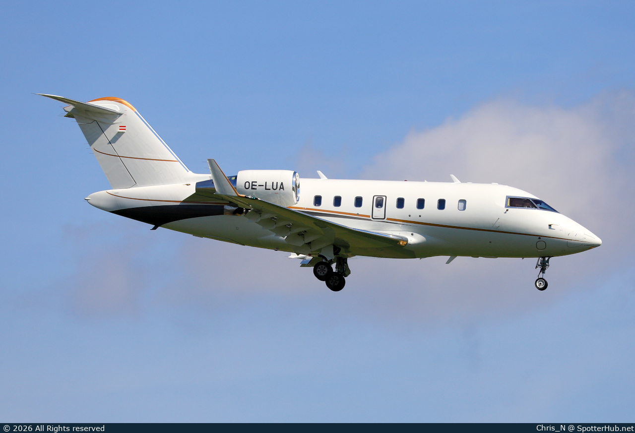 Photo of OE-LUA - Bombardier Challenger 650 operated by Premium Jet