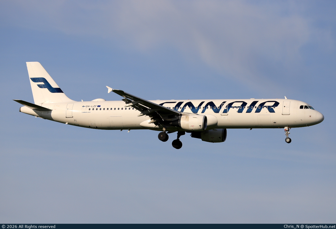 Photo of OH-LZF - Airbus A321-211 operated by Finnair