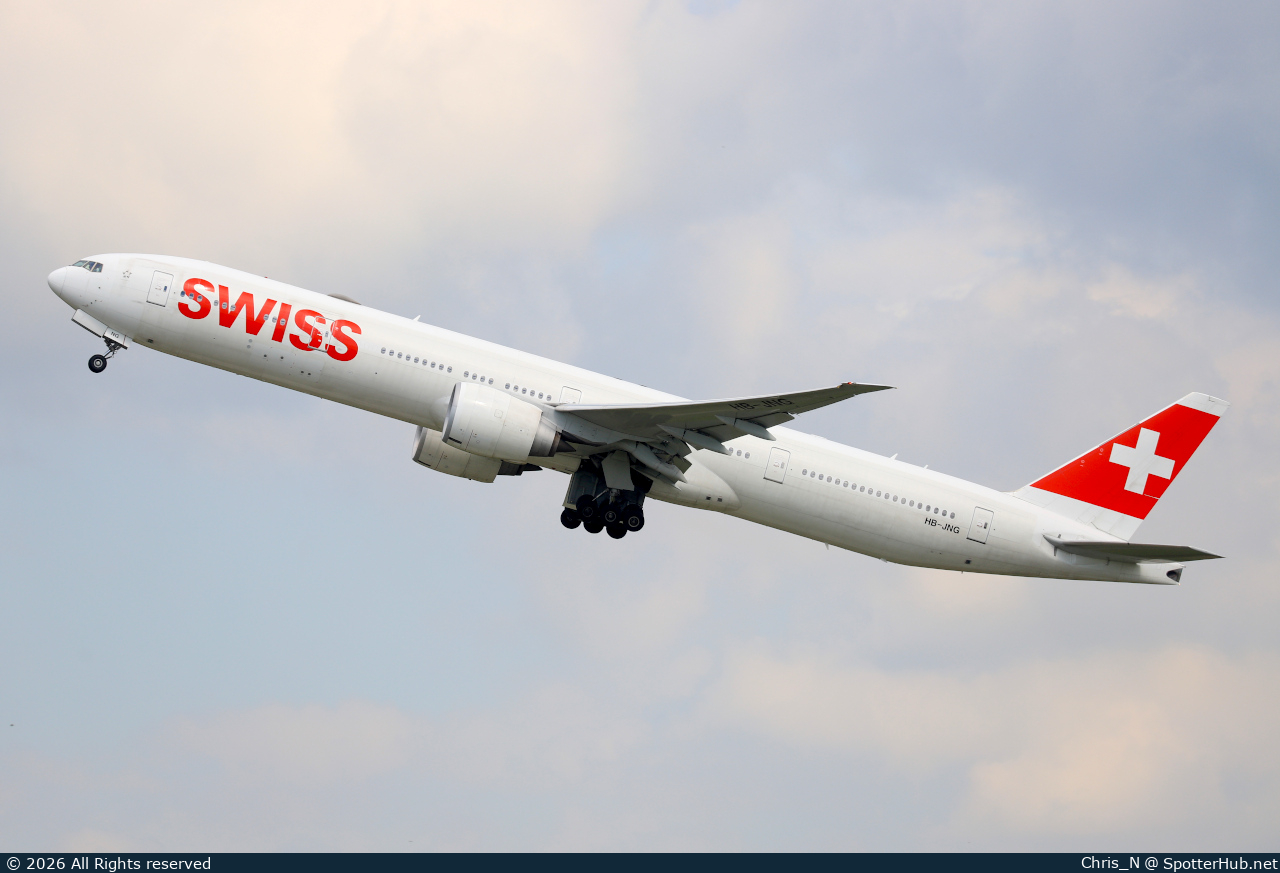 Photo of HB-JNG - Boeing 777-3DE(ER) operated by Swiss International Air Lines