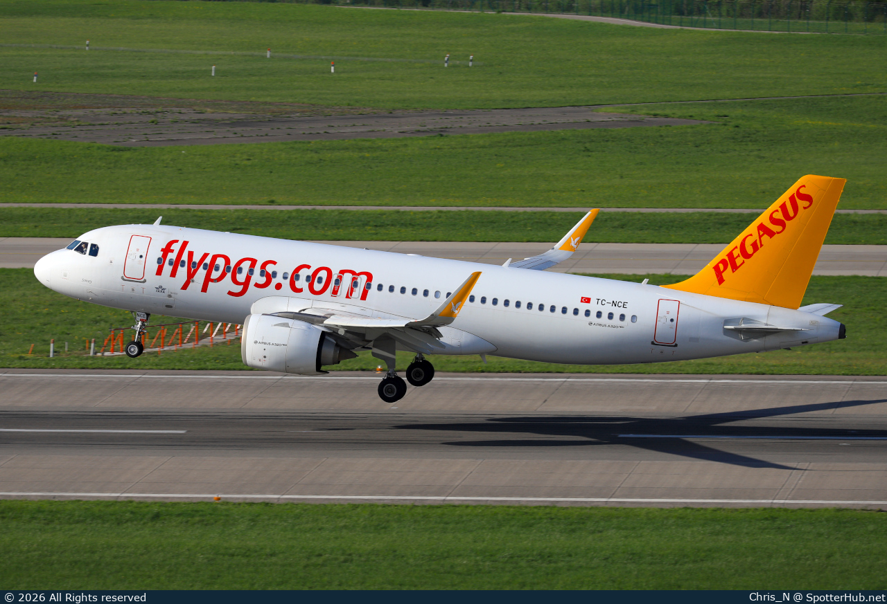 Photo of TC-NCE - Airbus A320-251N operated by Pegasus Airlines