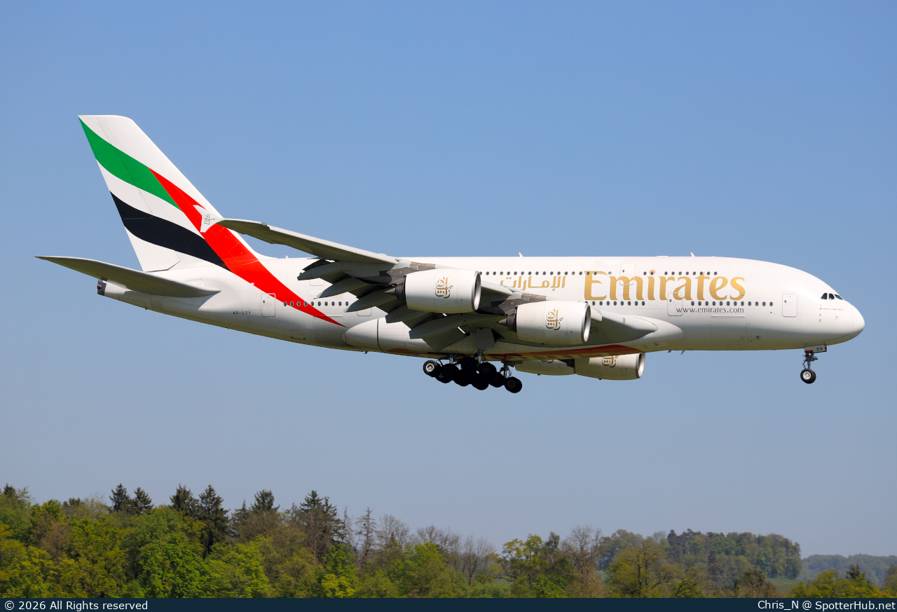 Photo of A6-EOV - Airbus A380-861 operated by Emirates