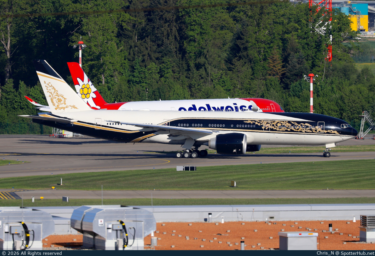 Photo of P4-SKN - Boeing 777-2FB(LR) operated by Government of Equatorial Guinea