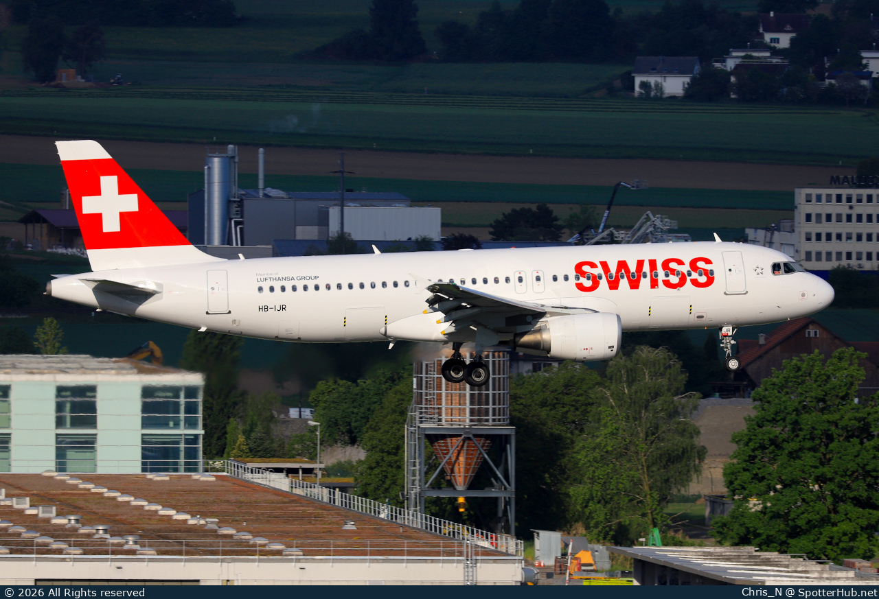 Photo of HB-IJR - Airbus A320-214 operated by Swiss International Air Lines