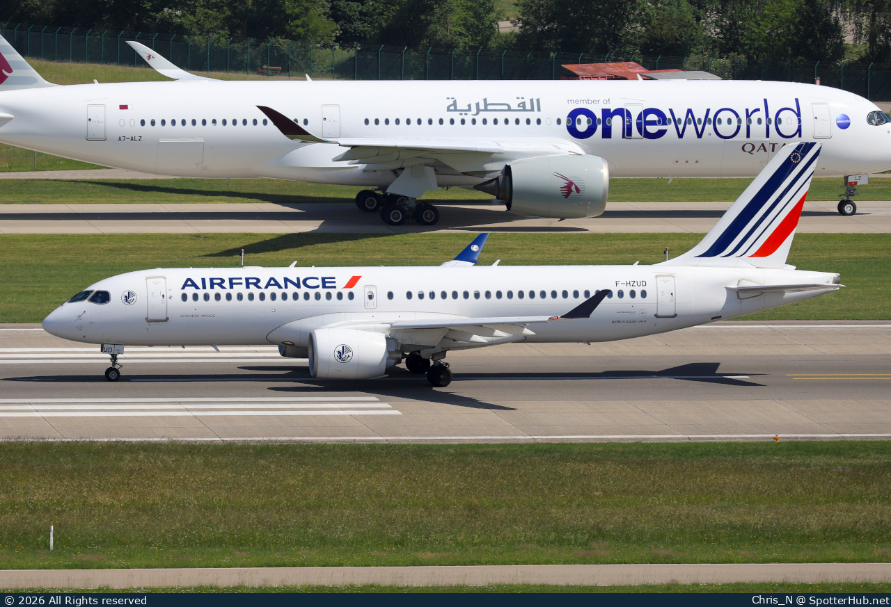 Photo of F-HZUD - Airbus A220-300 operated by Air France