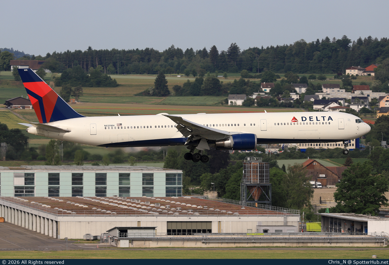 Photo of N839MH - Boeing 767-432(ER) operated by Delta Air Lines